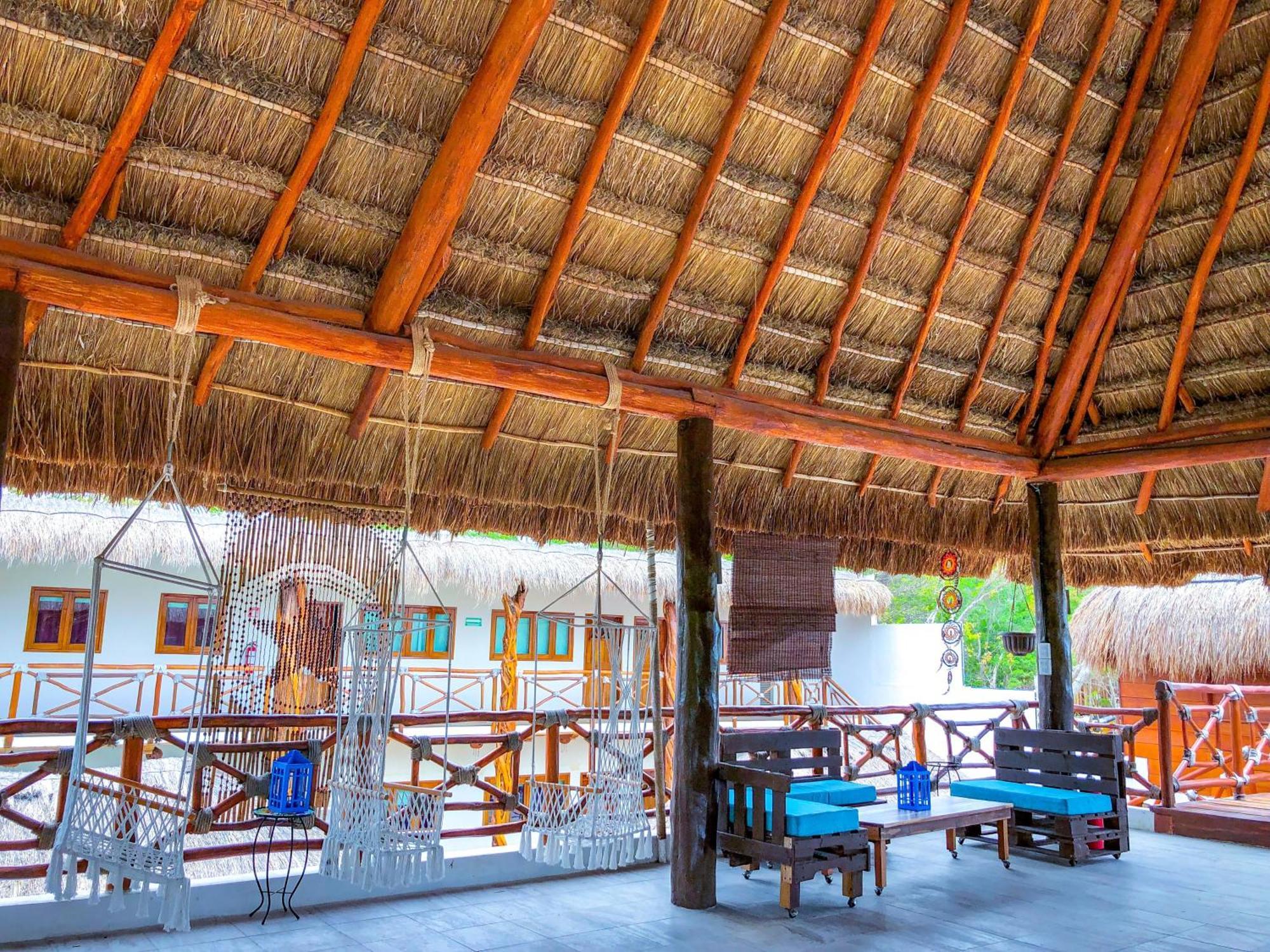 Hotel Hacienda Dos Ojos à Tulum Extérieur photo