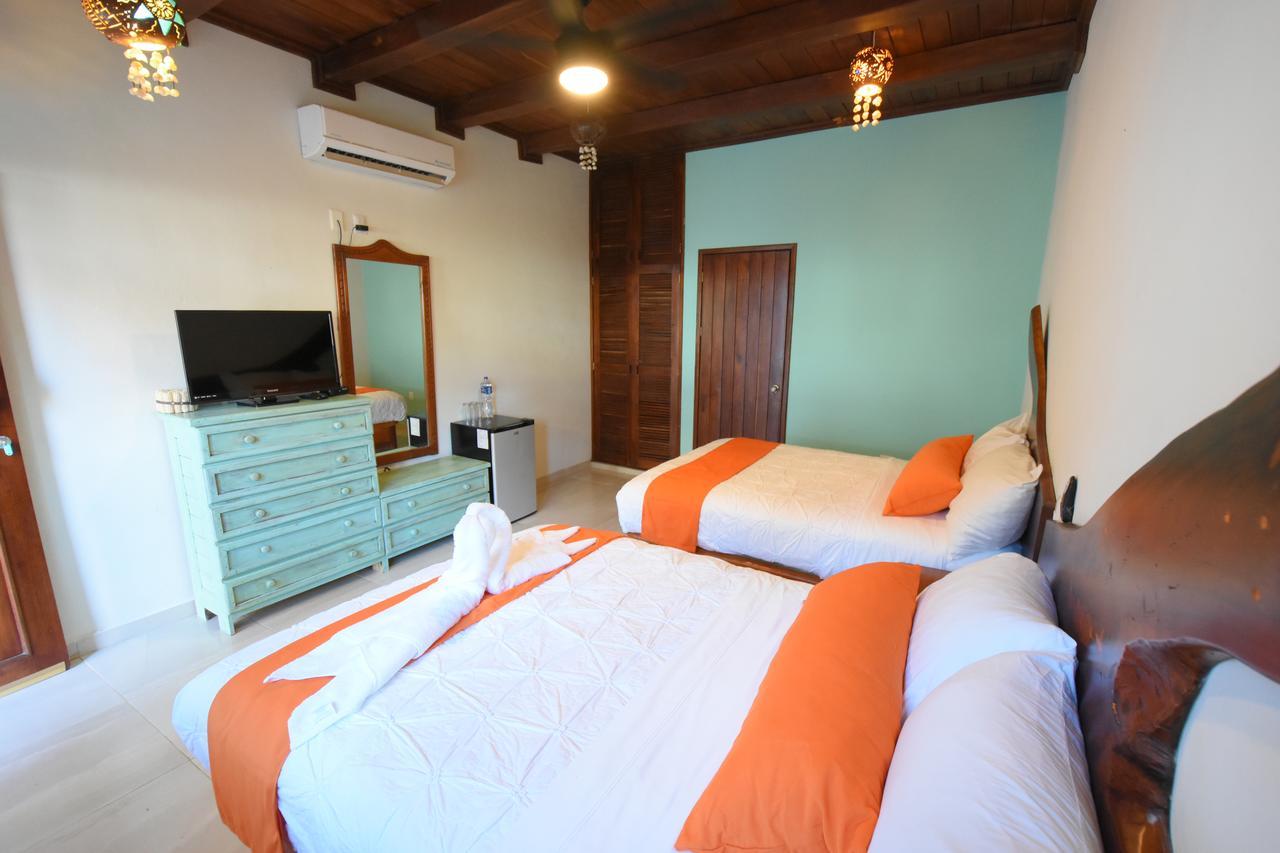 Hotel Hacienda Dos Ojos à Tulum Extérieur photo