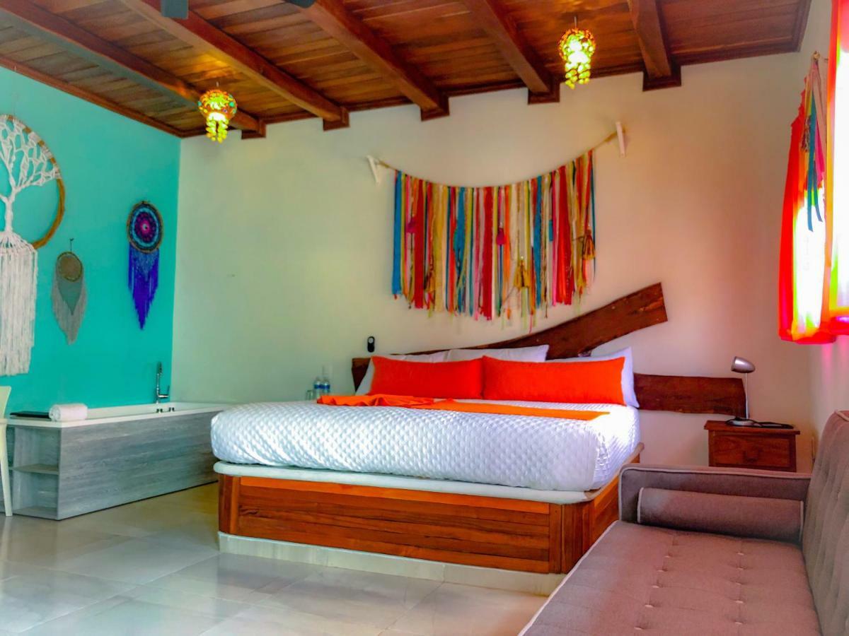 Hotel Hacienda Dos Ojos à Tulum Extérieur photo